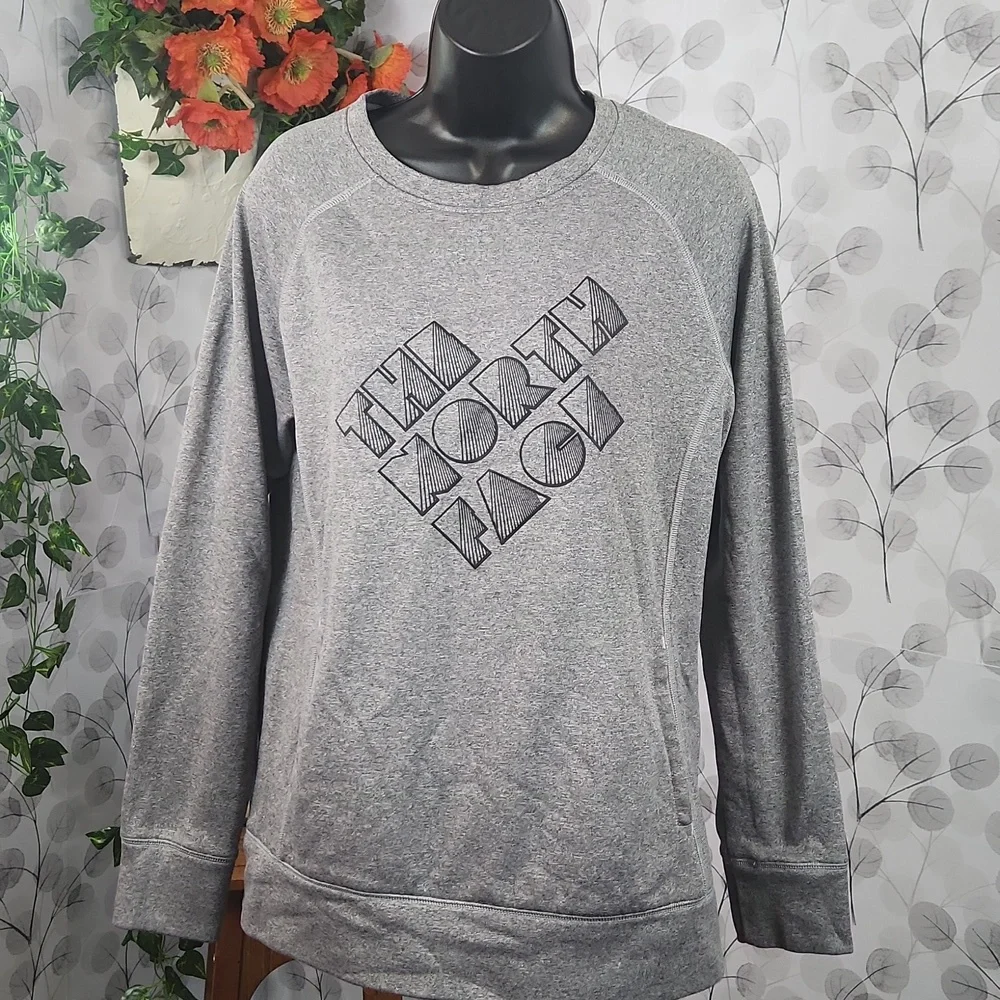 The North Face Sweatshirt - Picture 6 of 11